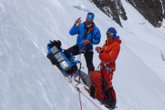 Klemens und Andy rasten beim Aufstieg zum Nordsattel (Foto Wolfgang Klocker)