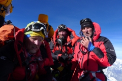 Andy, Klemens und Wolfi am Gipfel des MT Everest 8848m (Foto Archiv Holzer)