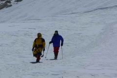 Lagpa und Andy kehren vom Gipfelversuch in das Lager 3 zurück - 17-05-2011