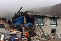 Thame, das Dorf wo Tenzing zu Hause ist, nach dem Beben