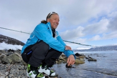 Andy am Strande von Tromso (Foto: Erwin Reinthaler)